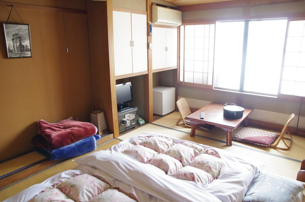 Ryokan Takayama Такаяма Стая снимка