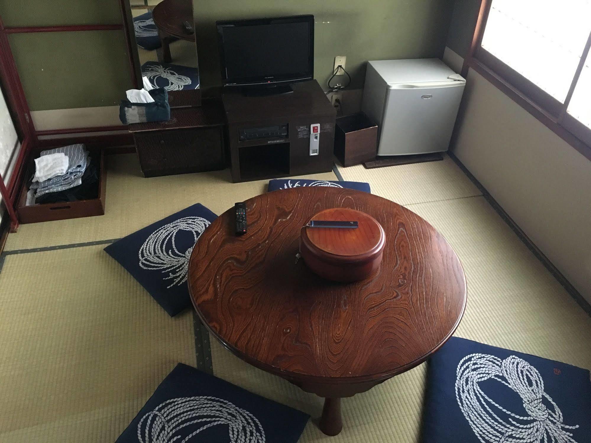 Ryokan Takayama Такаяма Екстериор снимка